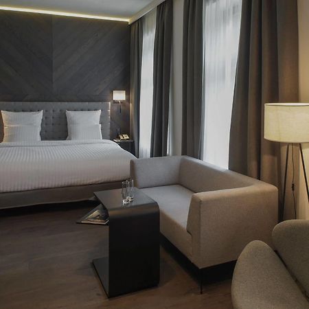 Pullman Riga Old Town Hotel Bagian luar foto A room at the hotel