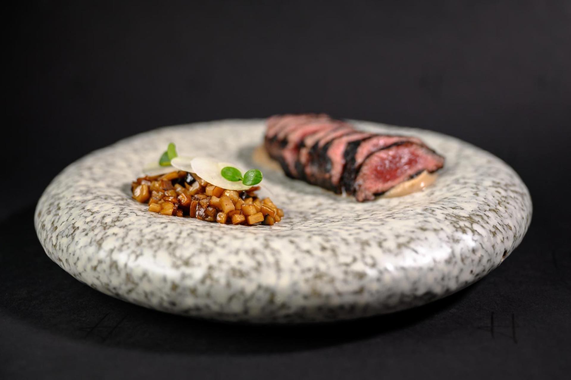 Pullman Riga Old Town Hotel Bagian luar foto A dish from the restaurant